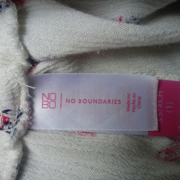 NO BOUNDARIES XS Women's Floral Shorts - Picture 4 of 5